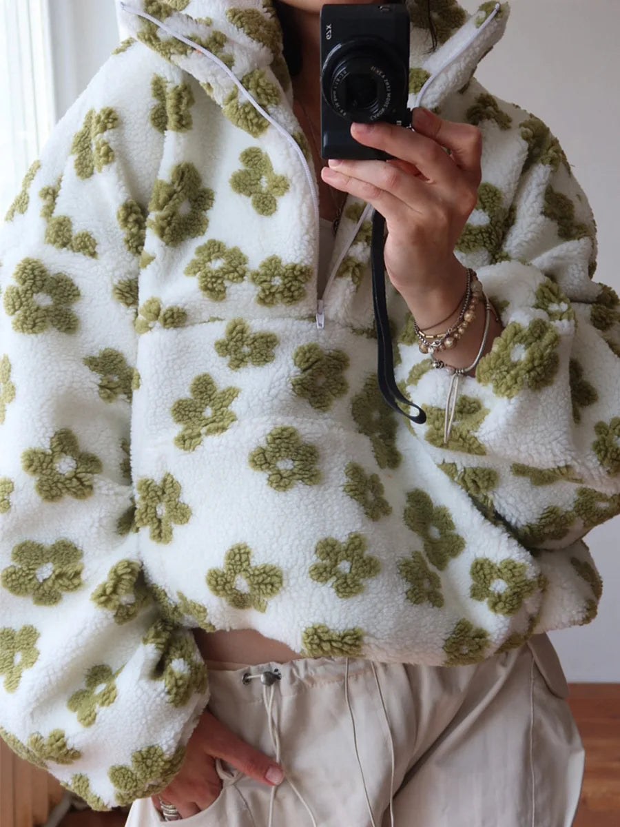 🌼 ALMA BLOOM – Polaire Fleurie Oversize