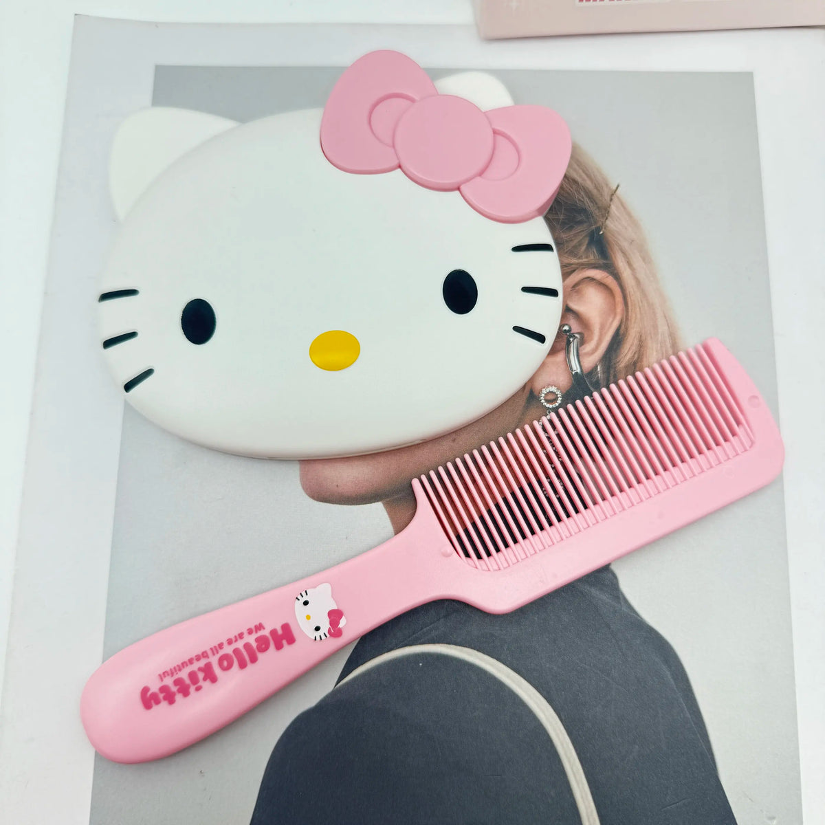 Miroir & Peigne Kawaii – Duo de Poche