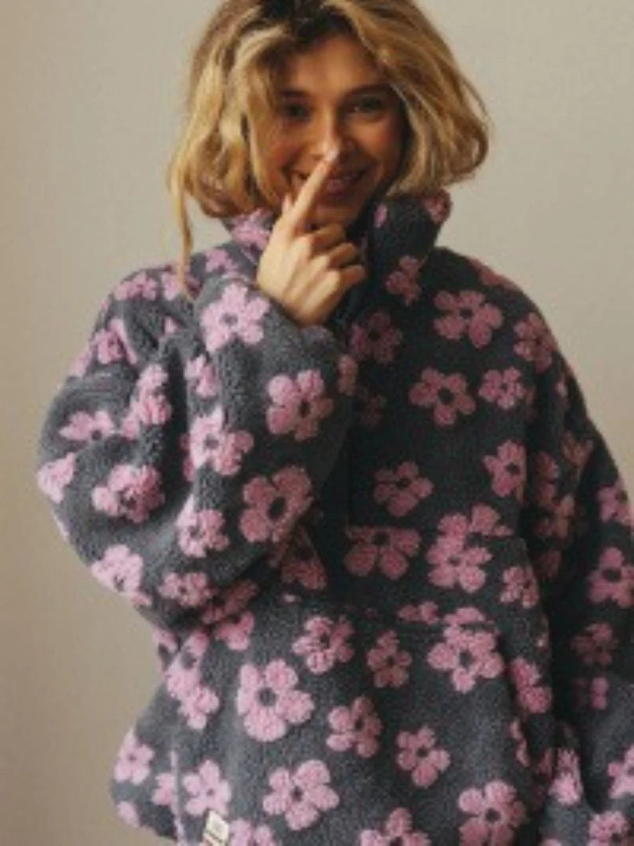 🌼 ALMA BLOOM – Polaire Fleurie Oversize